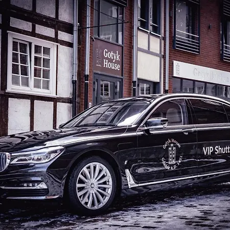 Aparthotel Gotyk House 4*