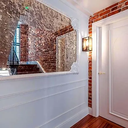Gotyk House Apart Otel 3*