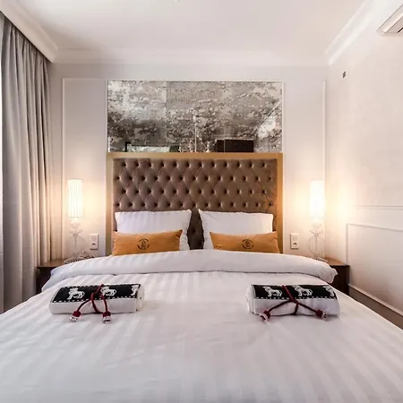 Aparthotel Gotyk House 3*