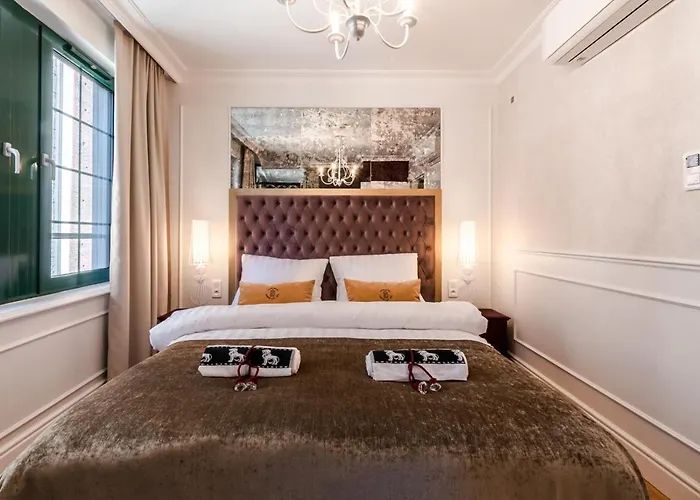 Aparthotel Gotyk House 4*