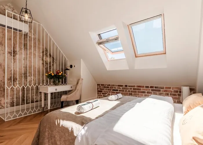 Apart Otel Gotyk House 4*