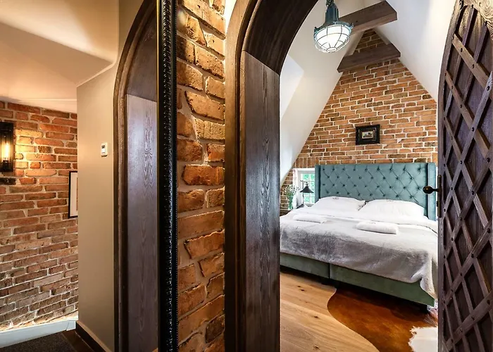 Gotyk House Apart Otel 4*